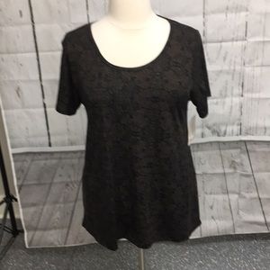 Lularoe classic tee